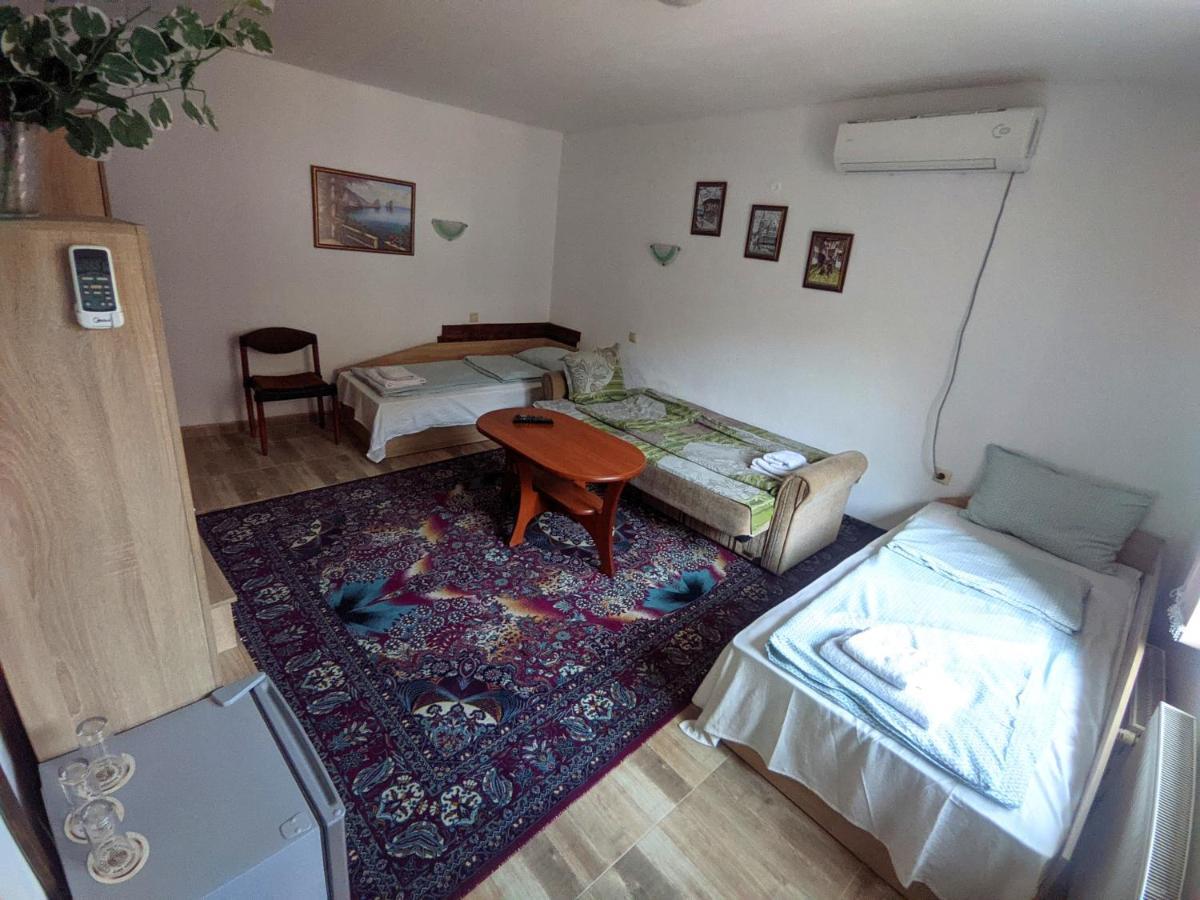 Guest House Perla Bachkovo Eksteriør billede